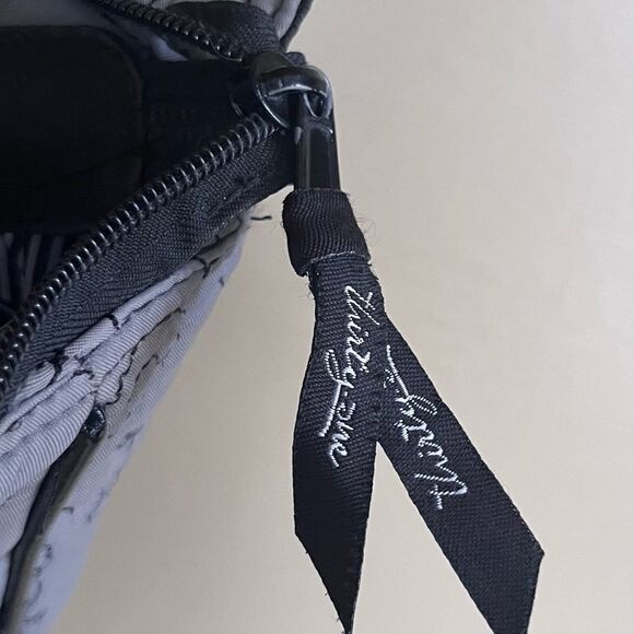 Thirty-One Quilted Poppy Floral Crossbody Bag Gray Black - Picture 5 of 11